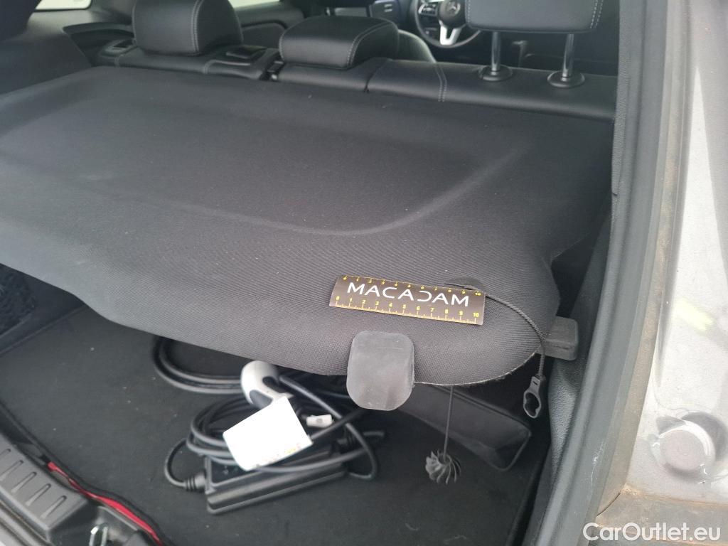  Mercedes  GLA MERCEDES-BENZ  / 2020 / 5P / SUV 1.3  250 e BUSINESS LINE DCT #3