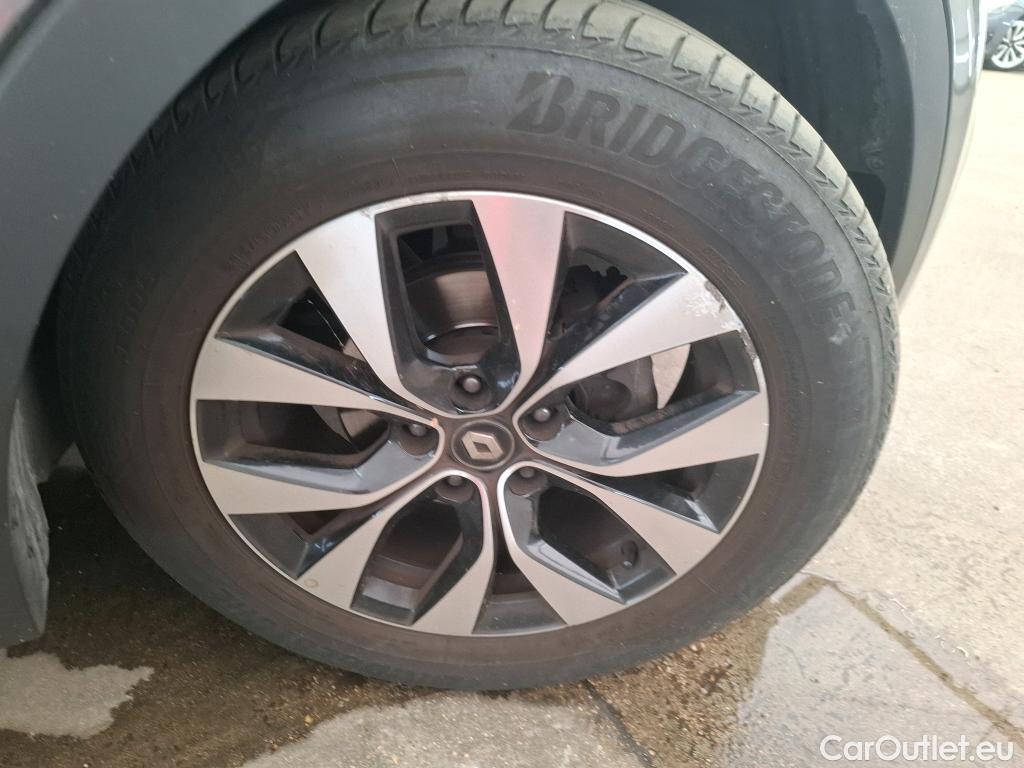  Renault  Arkana RENAULT  / 2021 / 5P / SUV Business TCe 140 EDC #24