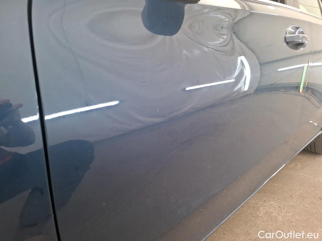  Mercedes  A-Klasse MERCEDES-BENZ Classe A Compact / 2018 / 5P / Berline A 250 e Progressive Line 8G-DCT #1
