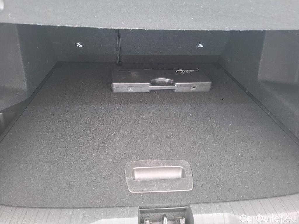  Renault  Arkana RENAULT  / 2021 / 5P / SUV Business TCe 140 EDC #4
