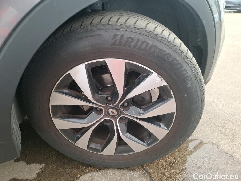  Renault  Arkana RENAULT  / 2021 / 5P / SUV Business TCe 140 EDC #23