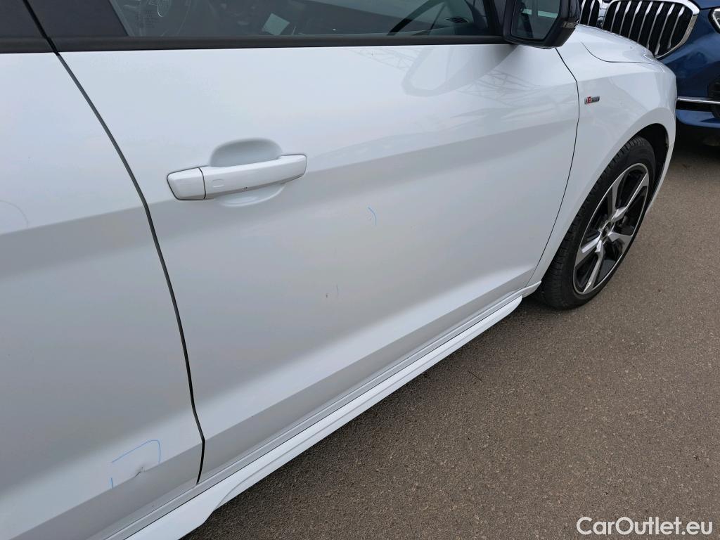  Audi  A1 Sportback AUDI A1 / 2018 / 5P / berlina con portón Sportback Adrenalin 30 TFSI 81kW S tron(SP) #15