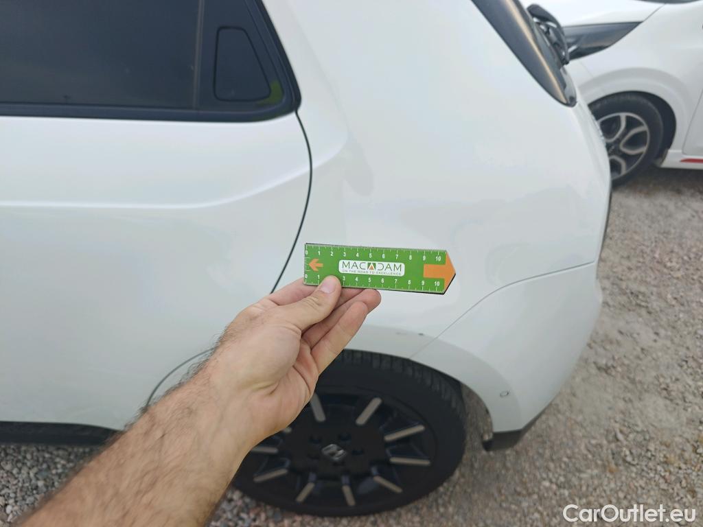  Honda  E HONDA Honda  / 2019 / 5P / brlina con portón Advanc Llantas 17