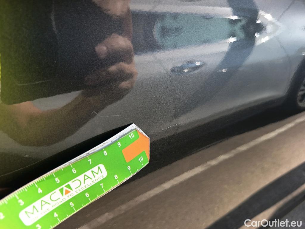  Bmw  X1 BMW  sDrive18i (CX2) #16