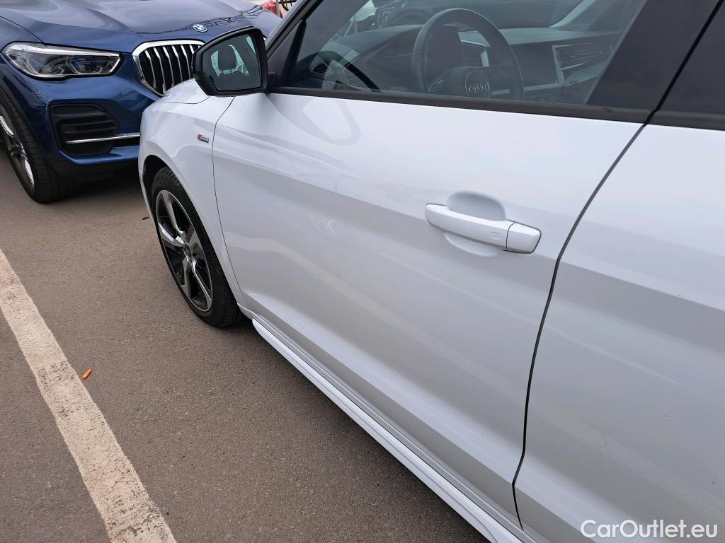  Audi  A1 Sportback AUDI A1 / 2018 / 5P / berlina con portón Sportback Adrenalin 30 TFSI 81kW S tron(SP) #5