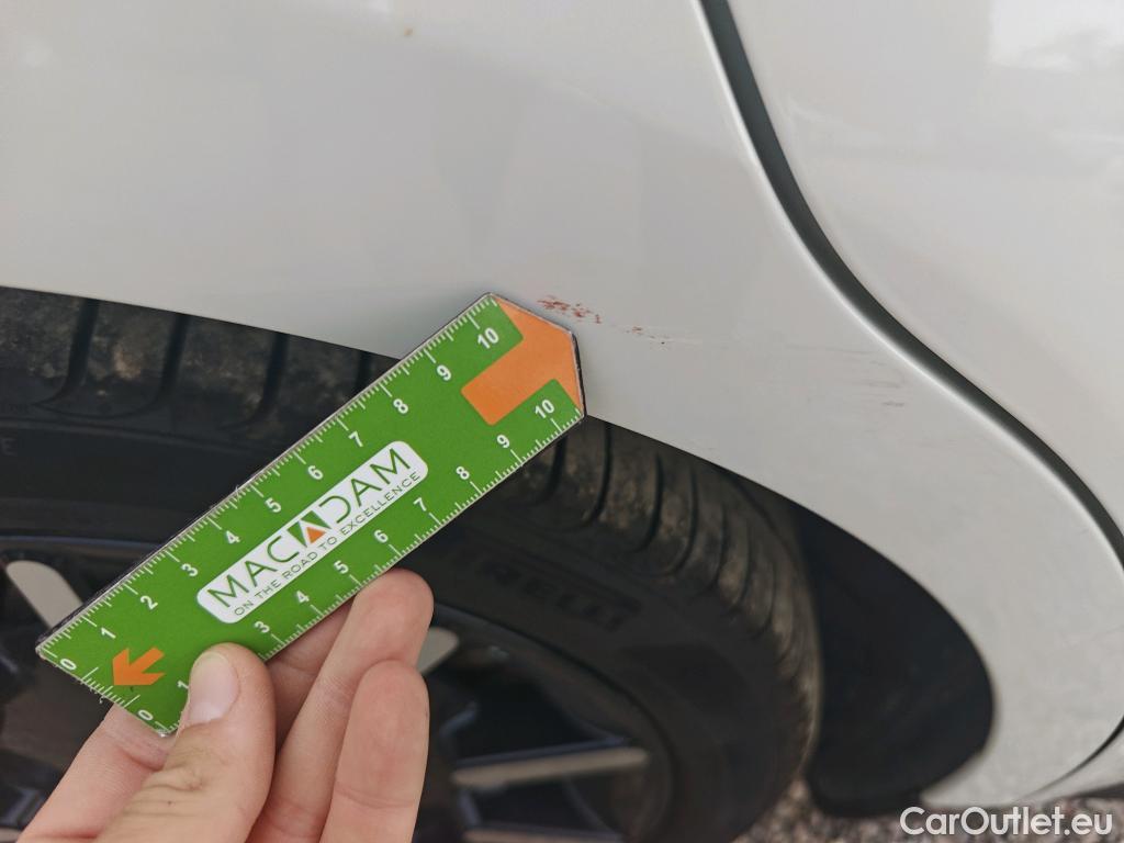  Honda  E HONDA Honda  / 2019 / 5P / brlina con portón Advanc Llantas 17