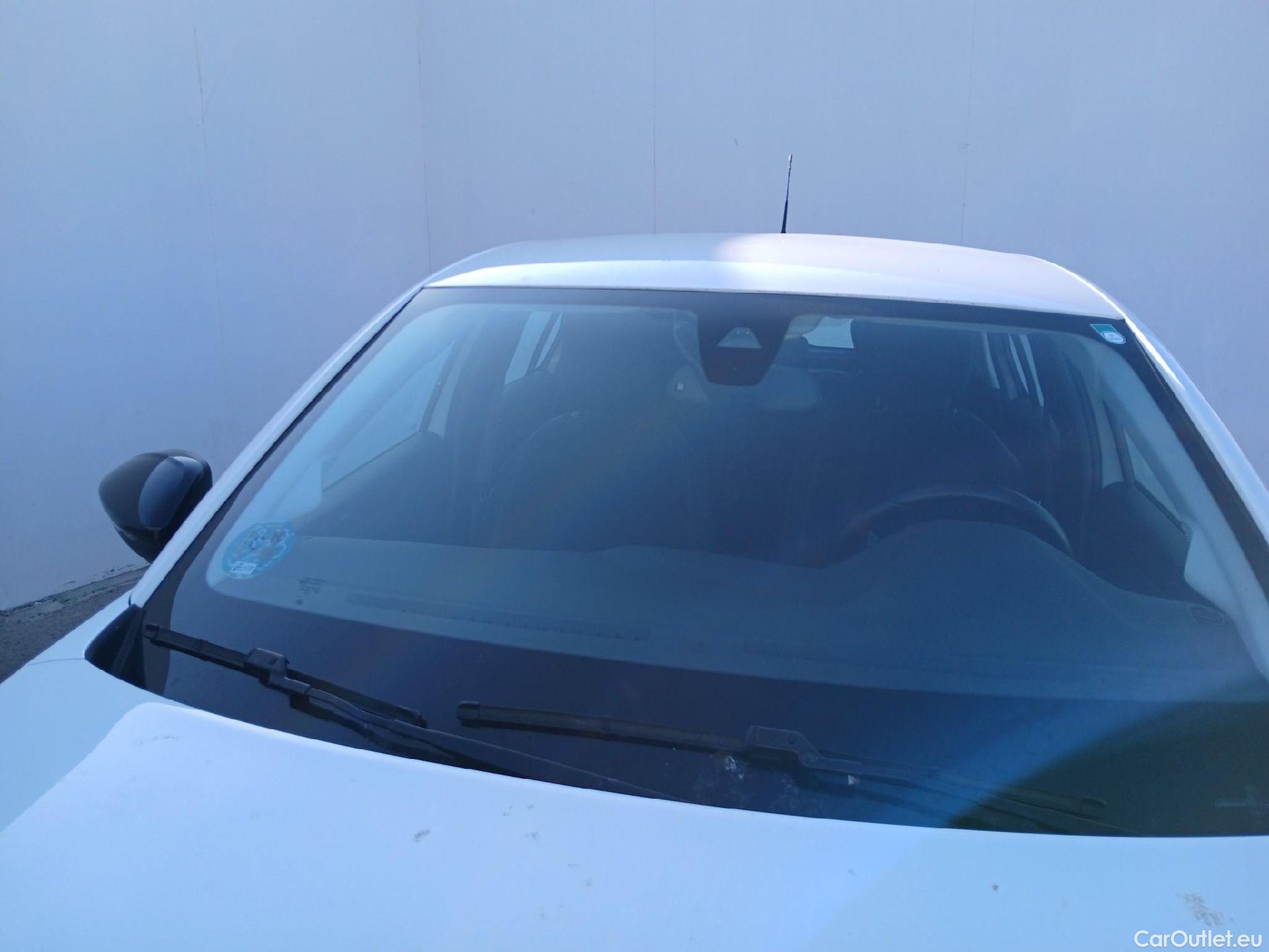 Opel  Corsa OPEL  1.2T XHL 74kW (100CV) Elegance #3
