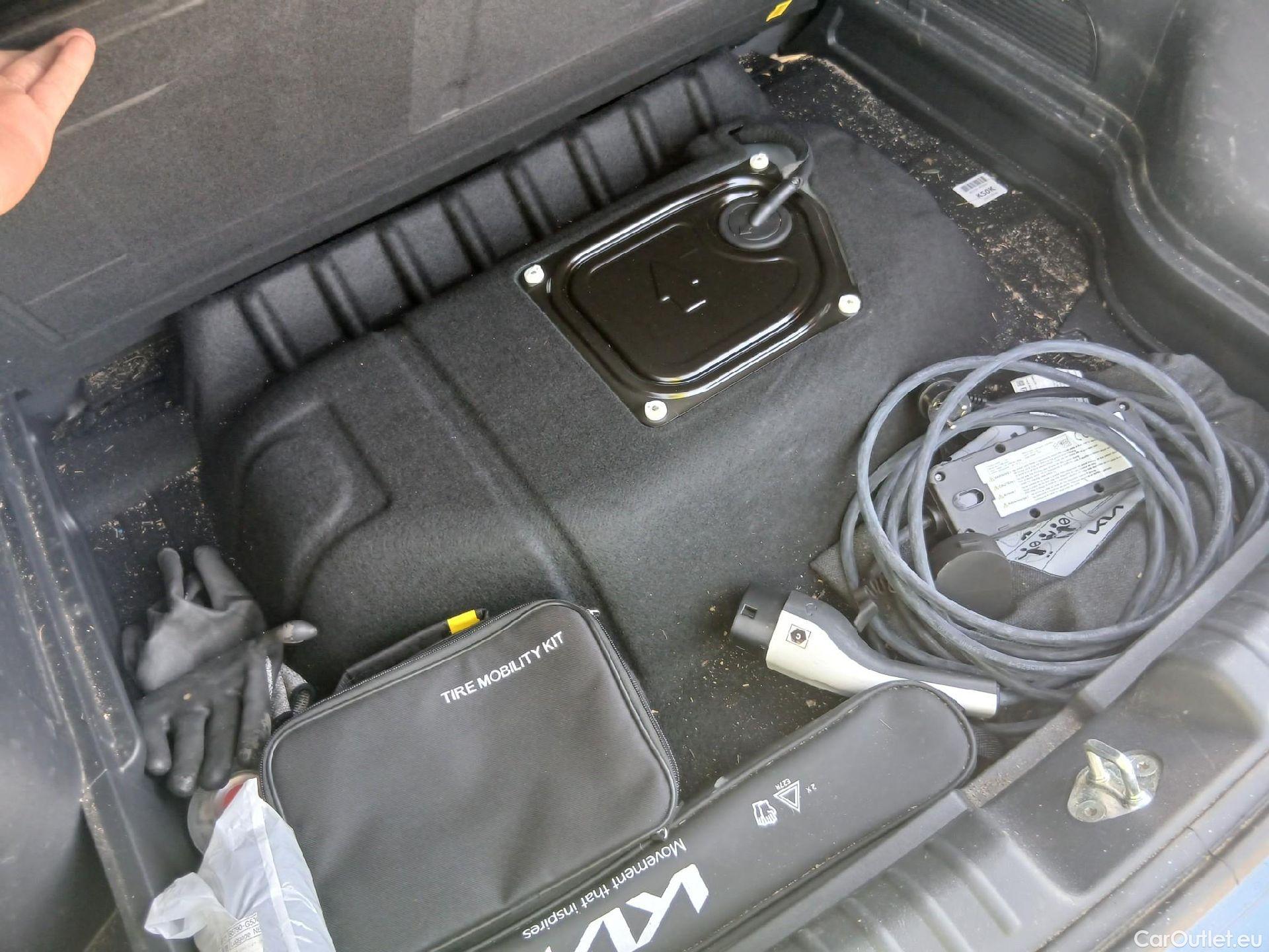  KIA  Niro  Plug-in Hybrid Emotion 1.6 AT6 E6d #2