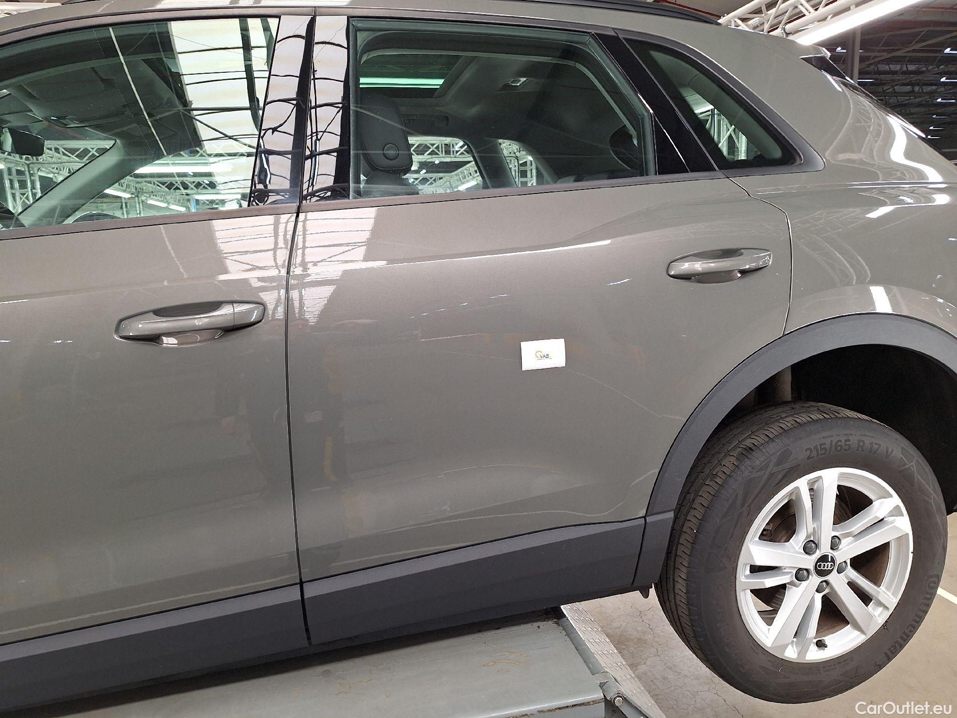  Audi  Q3 Audi,  '18 PHEV, Audi  45 TFSI e S tronic 5d #4
