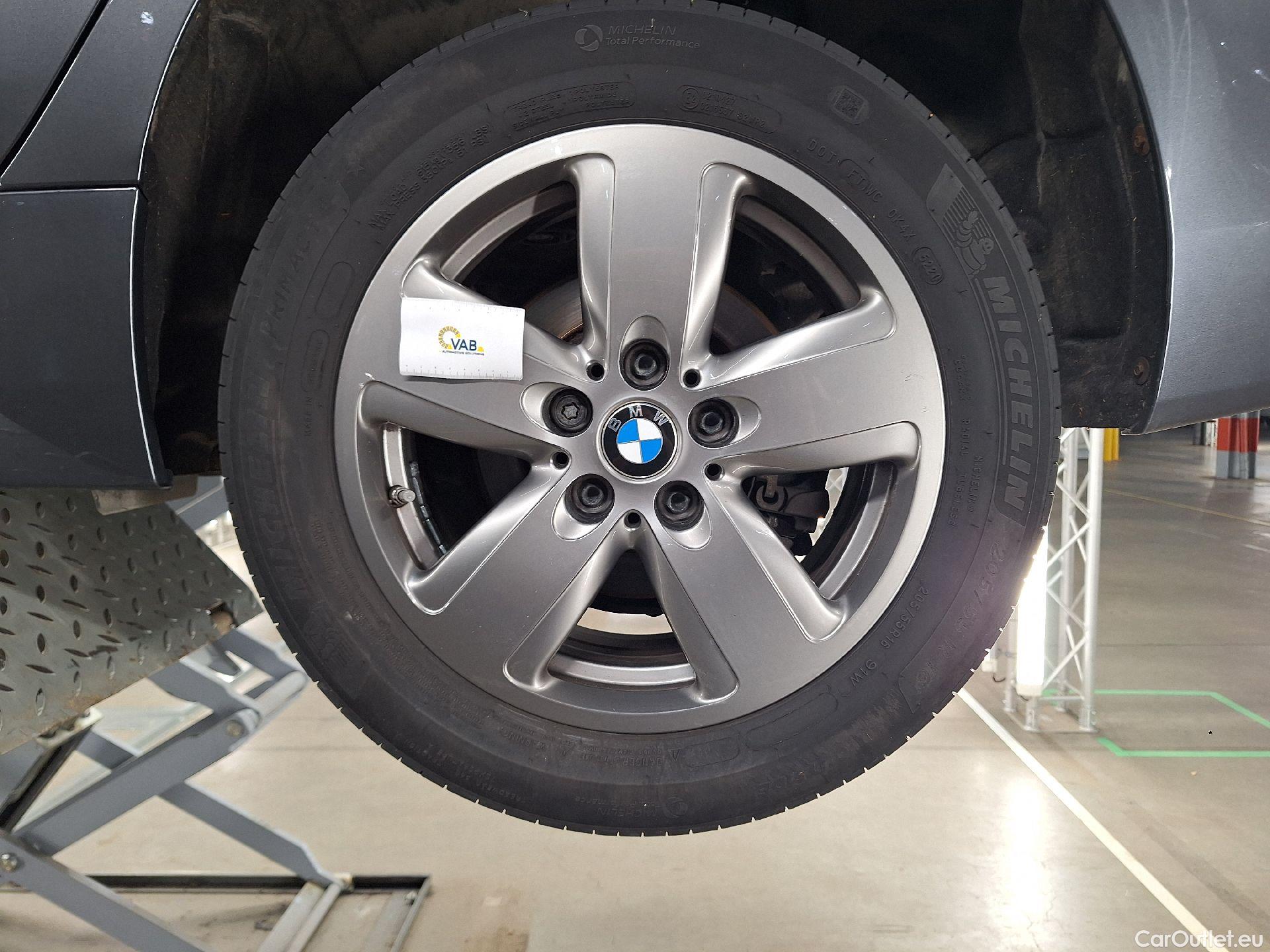  Bmw  Serie 2 BMW, 2-serie Gr.Coupé '19, 216d Gr.C.85kW Aut. #24