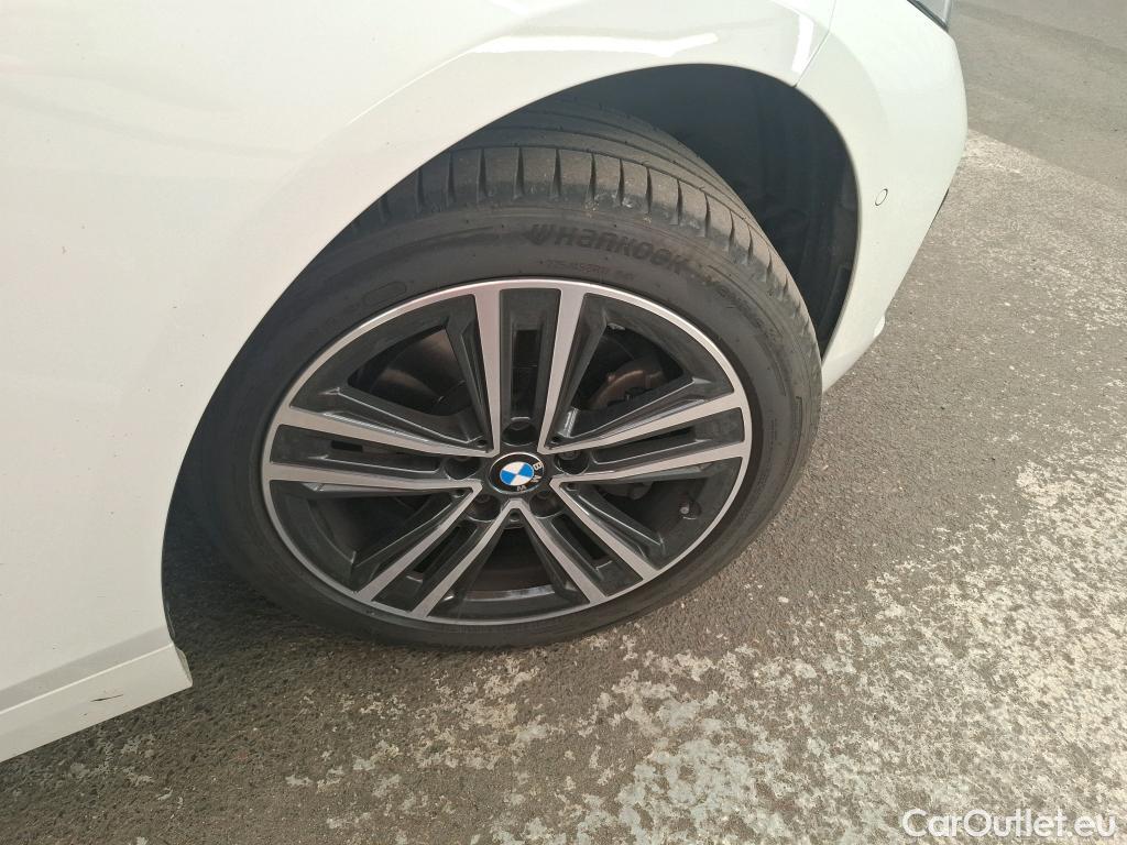  Bmw  Serie 1 BMW Série 1 2019 5P Berline 118i Business Design #12