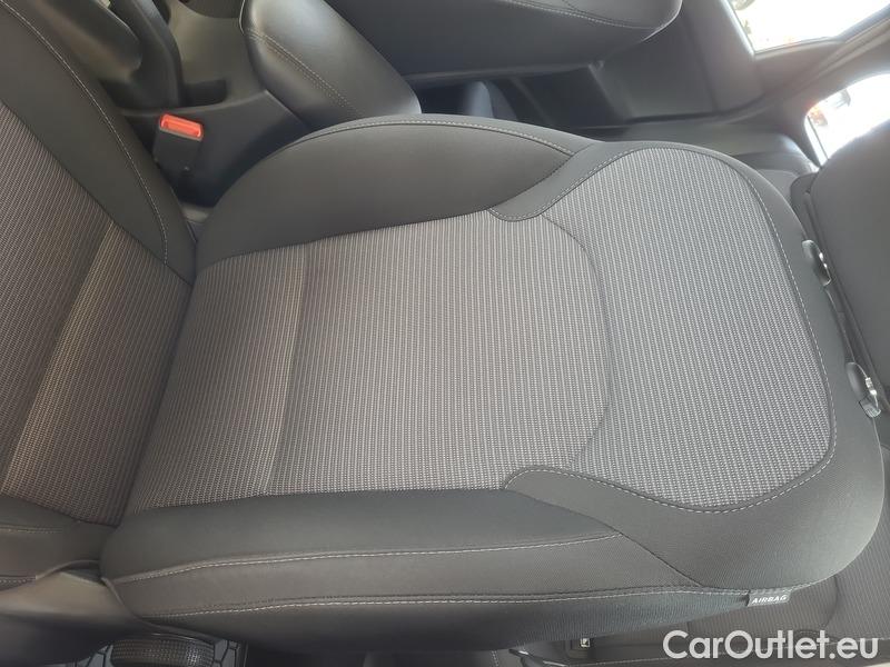  Hyundai  i30  (PD)(01.2017  ->)  kom.1.0TGDI 120 Comfort #20