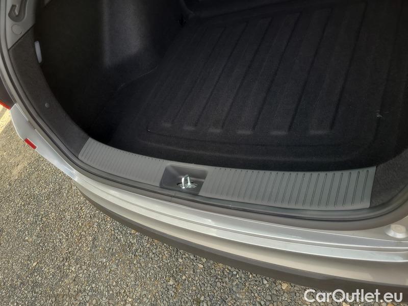  Hyundai  i30  (PD)(01.2017  ->)  kom.1.0TGDI 120 Comfort #6