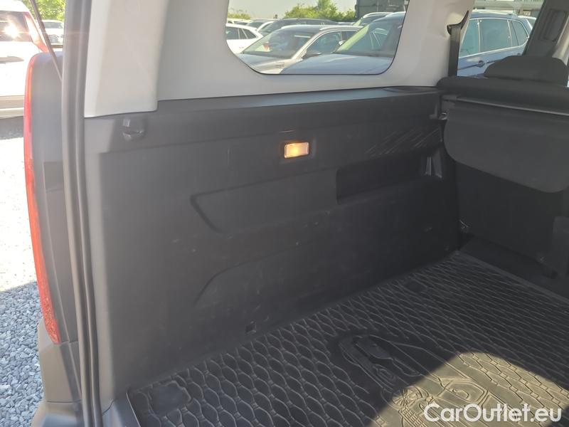  Citroen  Berlingo   (07.2018->) Berl.MS 1.5BHDi 130 Sh.XL 7S #11