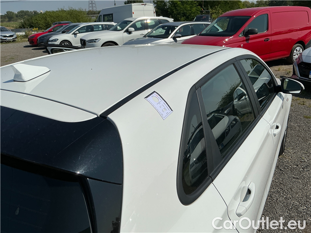  Hyundai  i30  1.0TGDI 120 Start Plus #12
