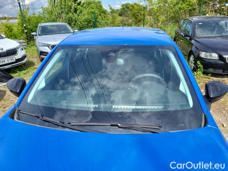  Opel  Corsa  F (2019)  1.2T 100 Elegance 5d #1