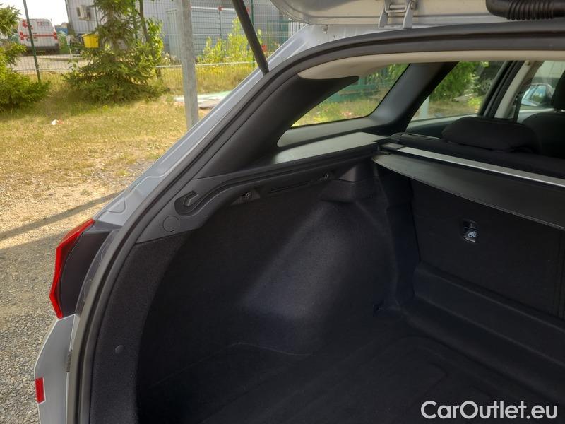  Hyundai  i30  (PD)(01.2017  ->)  kom.1.0TGDI 120 Comfort #8