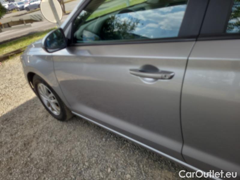  Hyundai  i30  (PD)(01.2017  ->)  kom.1.0TGDI 120 Comfort #2