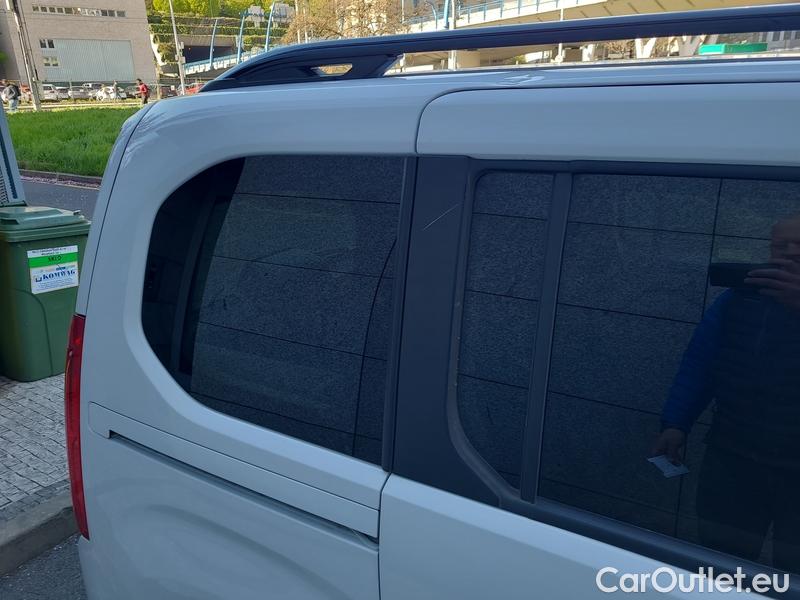  Opel  Combo  Life (E)  (2018) Com.L.1.5D 96 Elegance Plus 5d #20