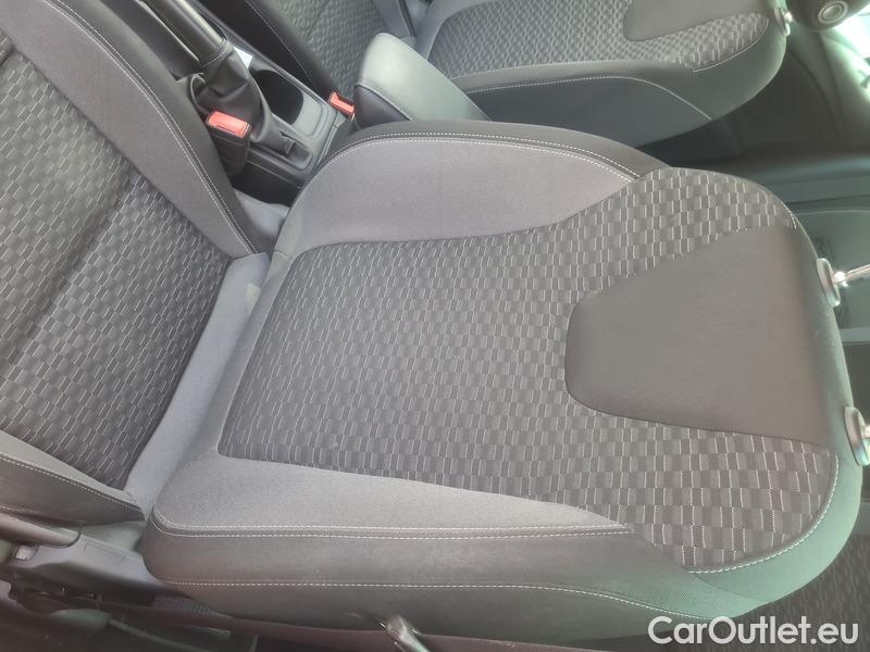  Opel  Astra  K (2015) ST 1.5CDTi 90 Edition 5d #9