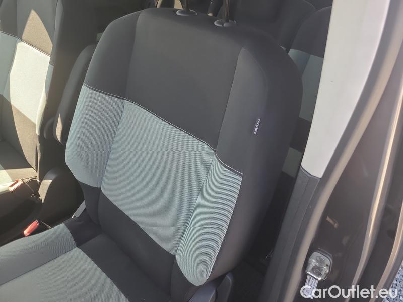  Citroen  Berlingo   (07.2018->) Berl.MS 1.5BHDi 130 Sh.XL 7S #5