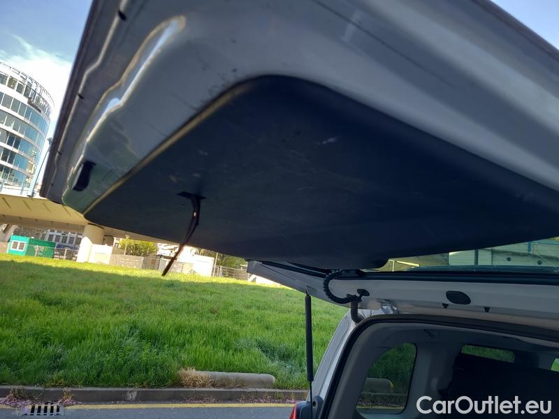  Opel  Combo  Life (E)  (2018) Com.L.1.5D 96 Elegance Plus 5d #15