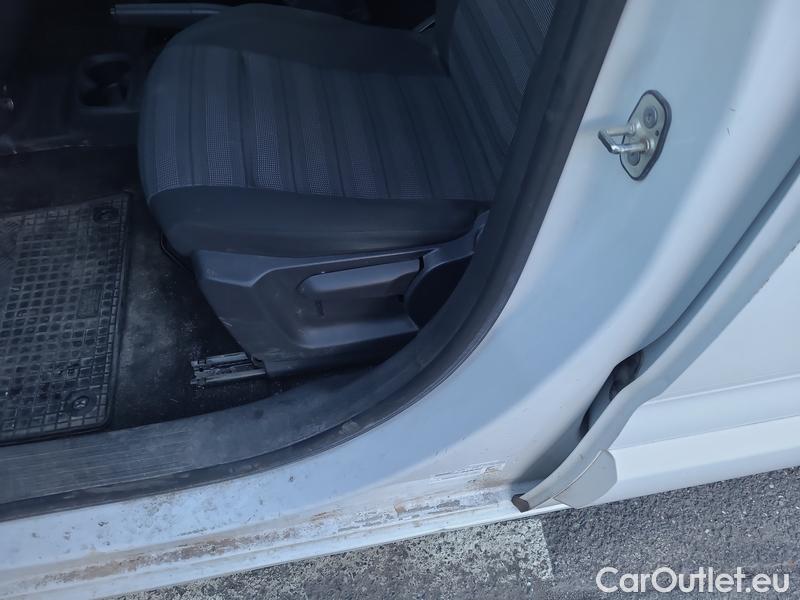 Opel  Combo  Life (E)  (2018) Com.L.1.5D 96 Elegance Plus 5d #9