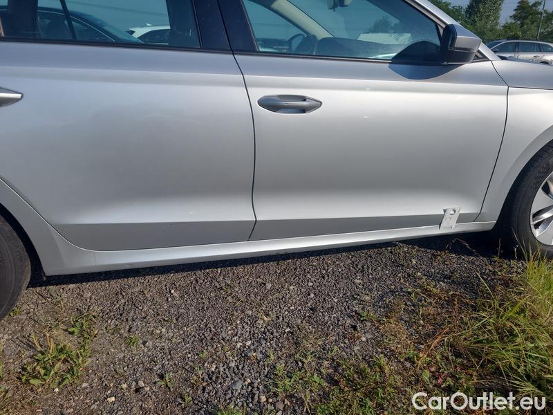  Skoda  Octavia  Combi (NX3)(2020) Oct.C.2.0TDI 110 4x4 Ambit AT #22