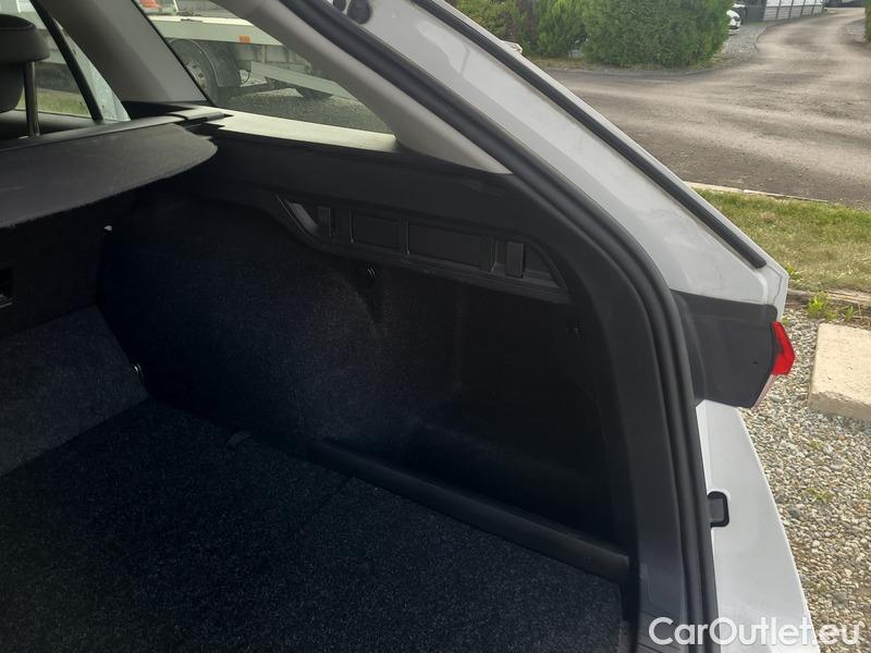  Skoda  Octavia  Combi (NX3)(2020) Oct.com.1.4TSI 150 Ambition AT #18