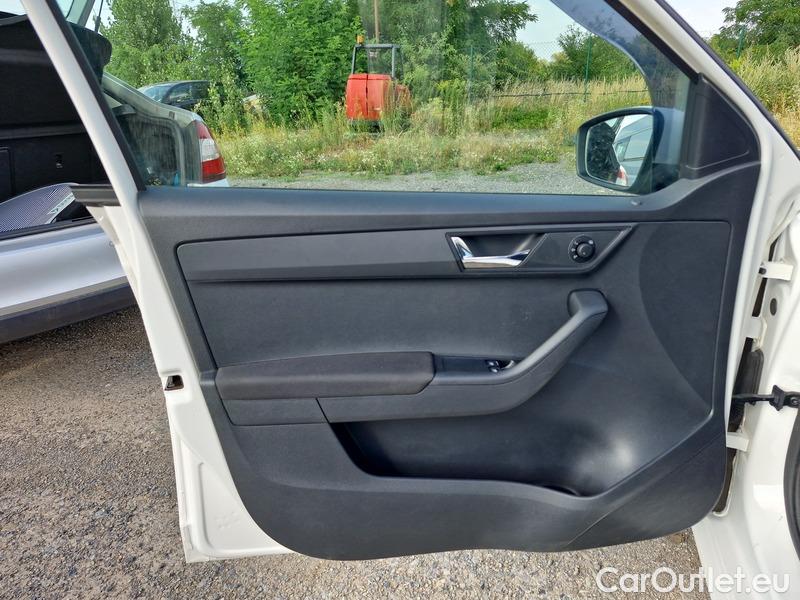  Skoda  Fabia  (PJ3) (2021) Com.1.0TSI 70 Ambition 5d #3