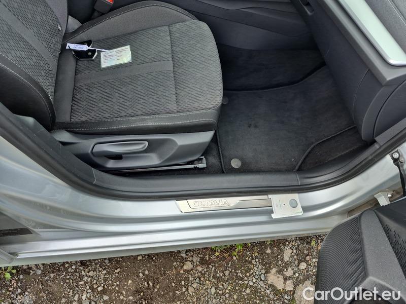  Skoda  Octavia  Lim. (NX3)(2020)  1.5TSI 110 Style 5d #16