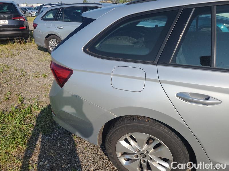  Skoda  Octavia  Combi (NX3)(2020) Oct.C.2.0TDI 110 4x4 Ambit AT #24