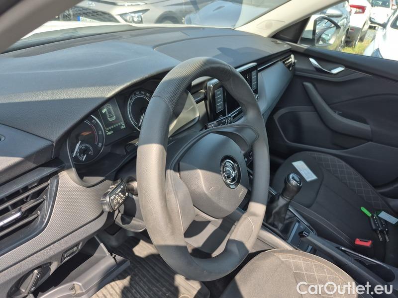 Skoda  KAMIQ -SUV (NW4) (2019)  1.0TSI 70 Ambition #17