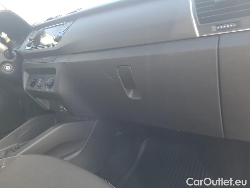  Skoda  Fabia  Combi (2015) Com.1.0TSI 70 Ambition 5d #8