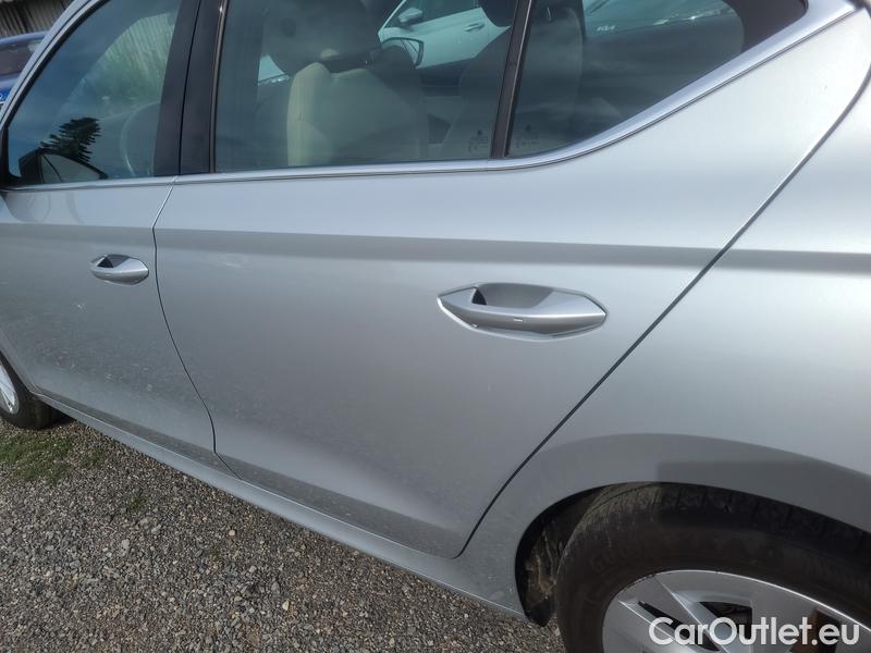  Skoda  Octavia  Lim. (NX3)(2020) Oct.1.5 e-TEC 110 Style AT #4