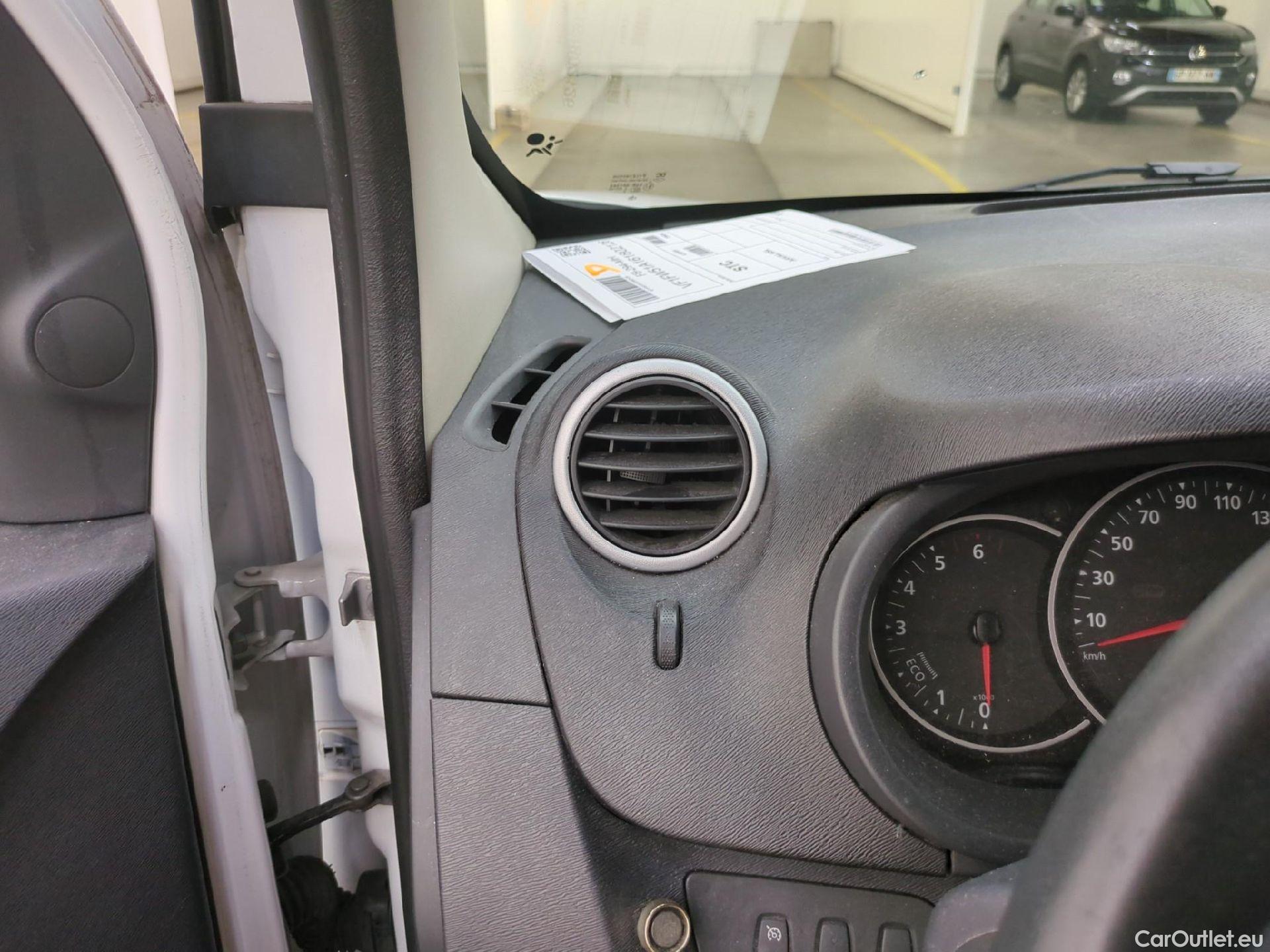 Renault  Kangoo  Express Compact Extra (Série Spéciale) 1.5 dCi 90CV BVM5 E6 #8