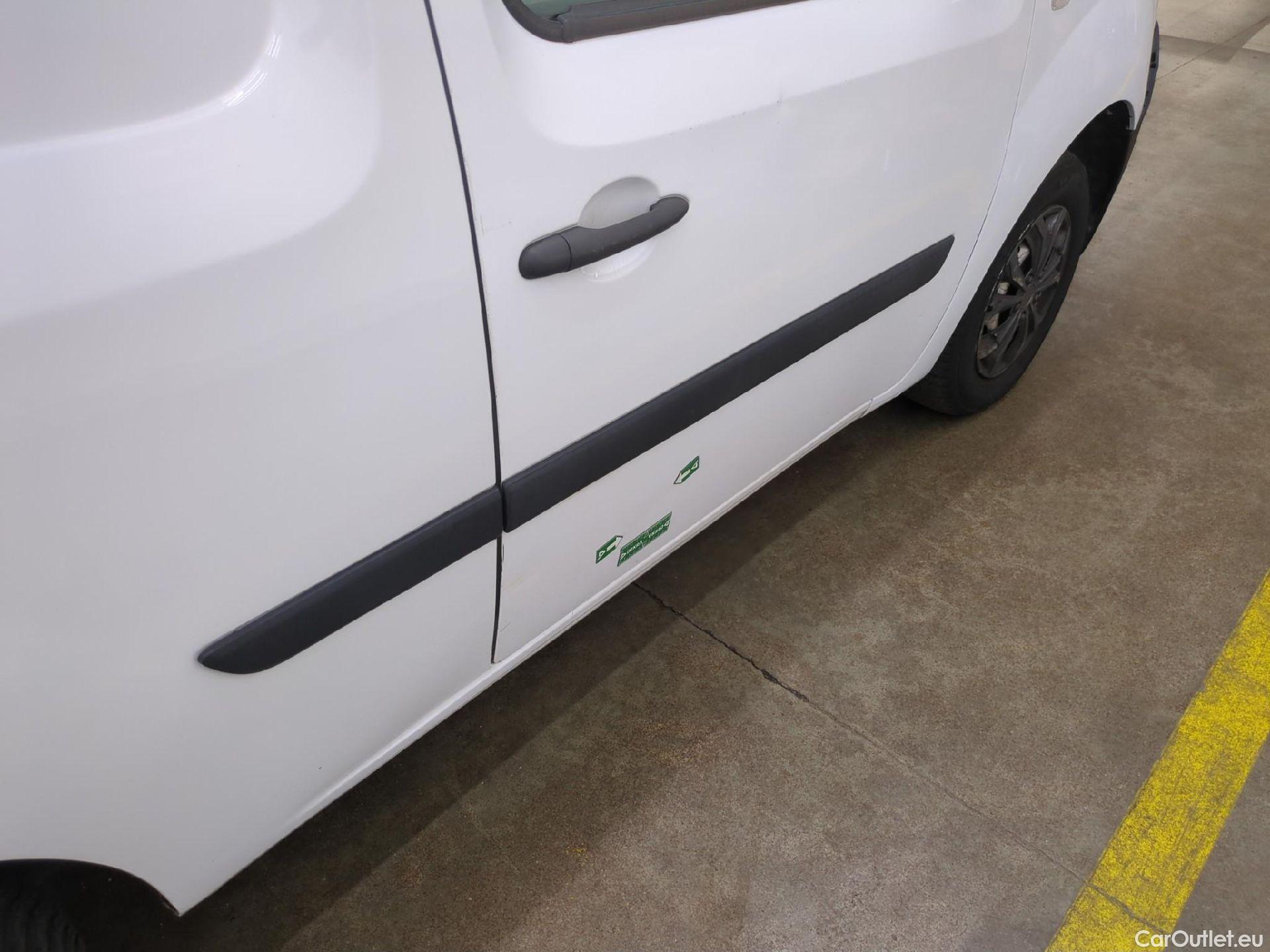  Renault  Kangoo  Express Compact Extra (Série Spéciale) 1.5 dCi 90CV BVM5 E6 #60