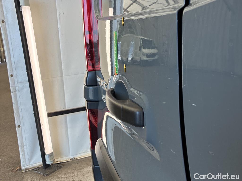  Renault  Trafic  Fourgon L2H1 3T Grand Confort 2.0 dCi 130CV BVM6 E6d #13
