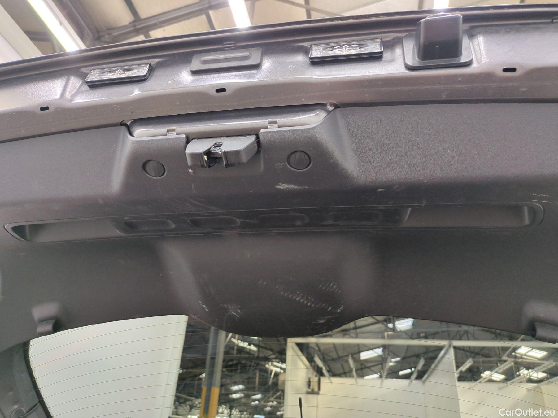  Citroen  C3  Max 1.2 PureTech 80CV BVM5 6E #9