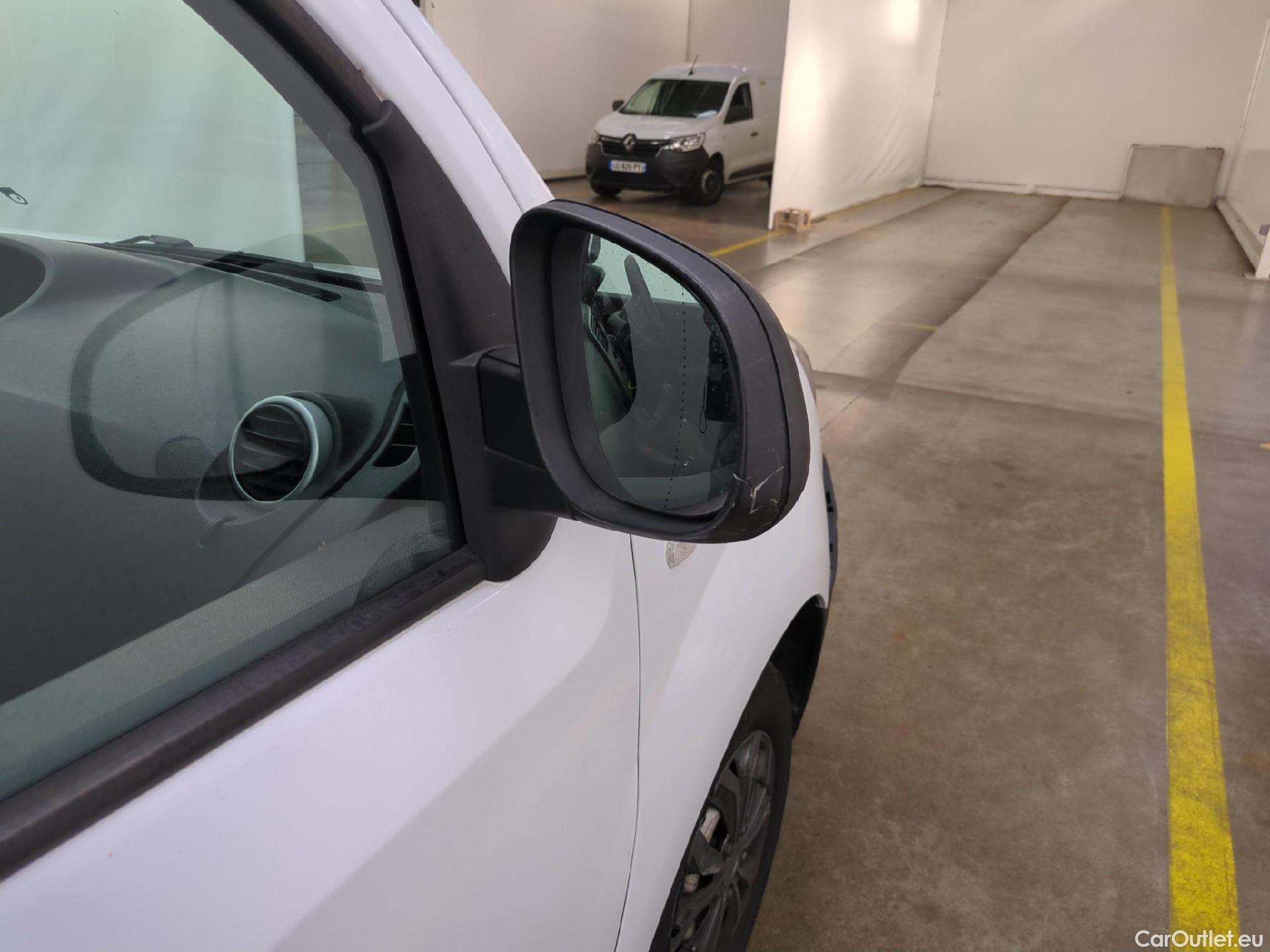  Renault  Kangoo  Express Compact Extra (Série Spéciale) 1.5 dCi 90CV BVM5 E6 #31