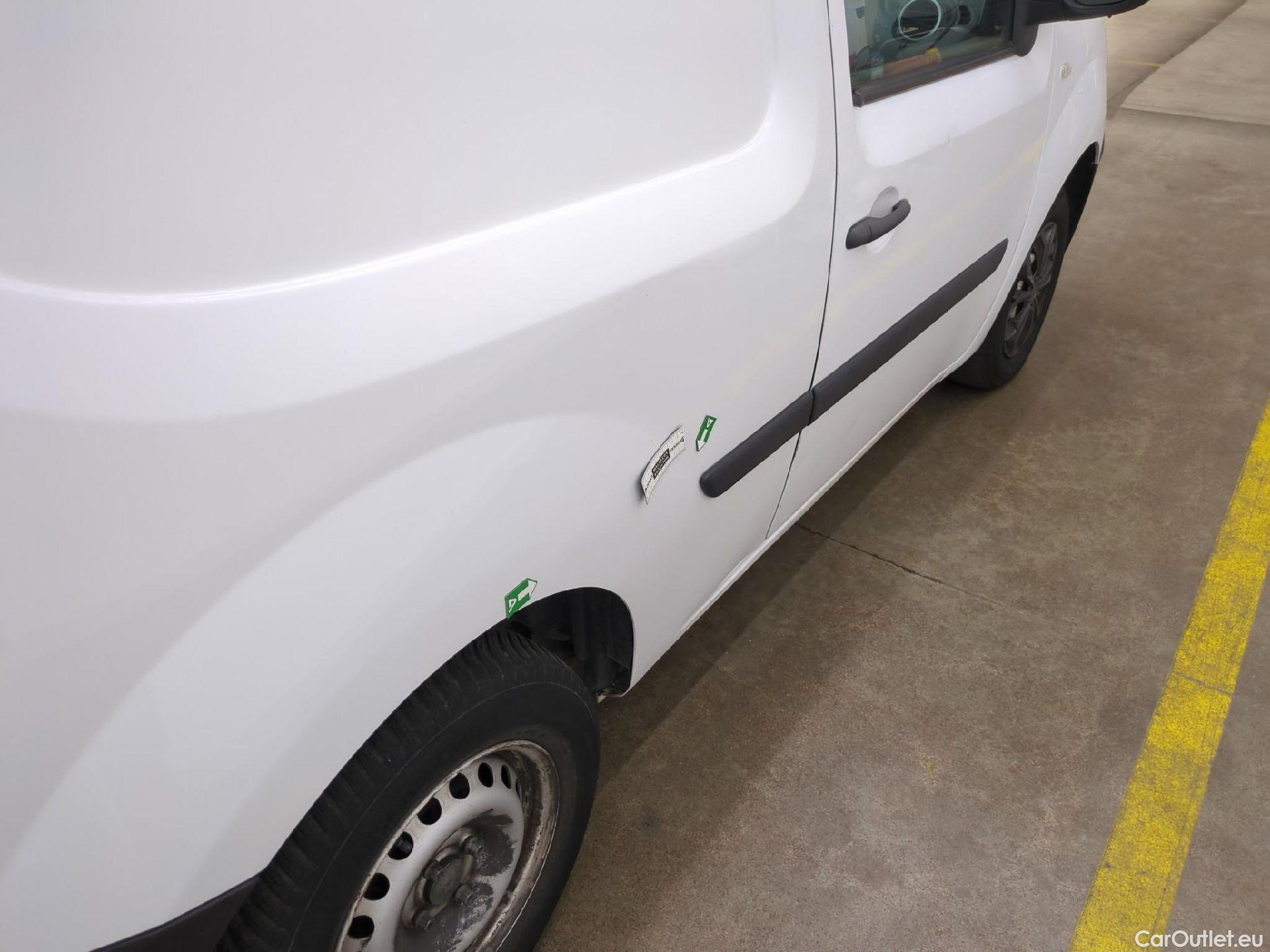  Renault  Kangoo  Express Compact Extra (Série Spéciale) 1.5 dCi 90CV BVM5 E6 #54