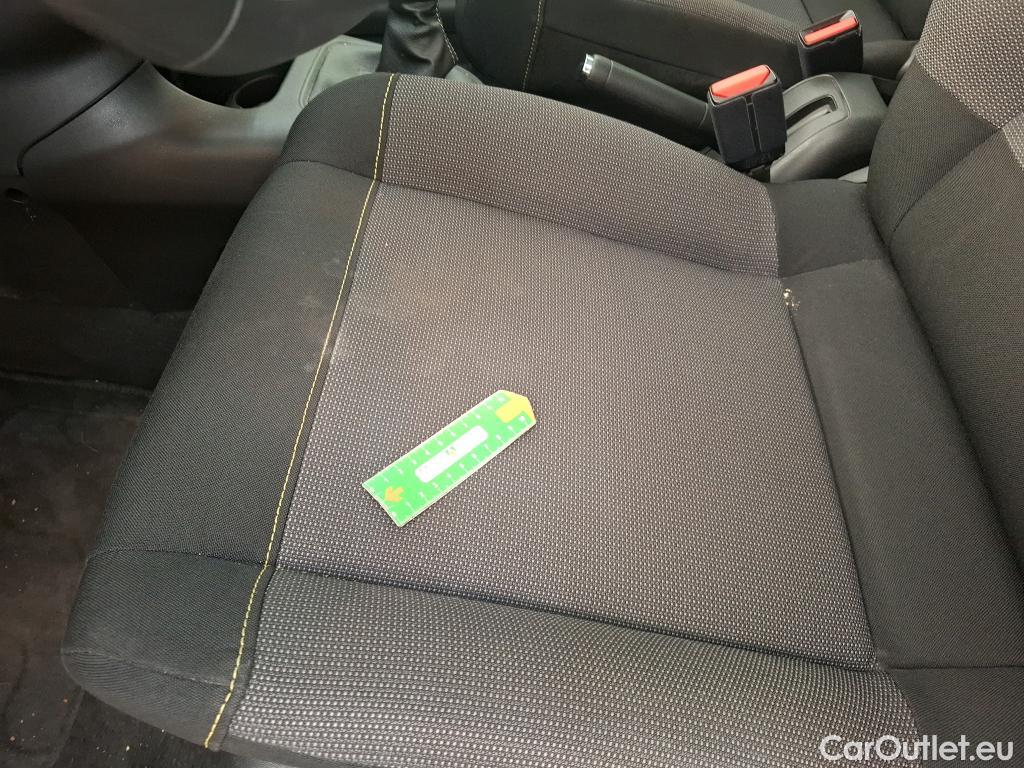  Citroen  C3  Société Feel 1.5 BlueHDI 100CV BVM6 E6d #7