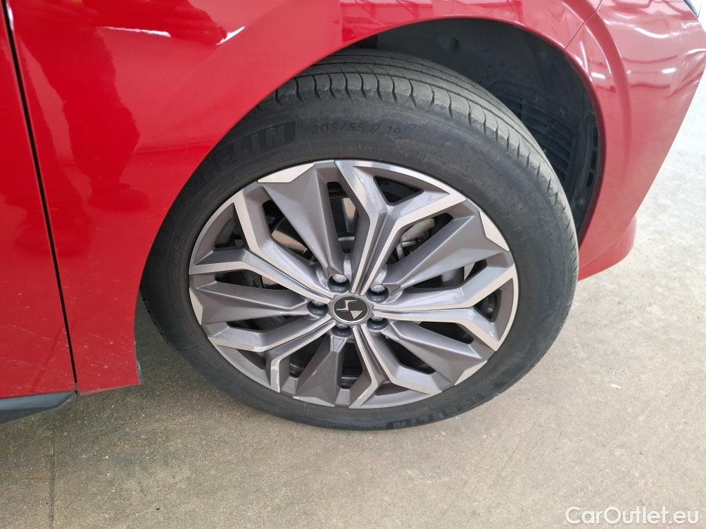  DS  DS4 DS DS 4 / 2021 / 5P / Berline E-TENSE 225 TROCADERO AUTO #16