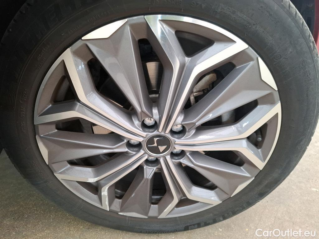  DS  DS4 DS DS 4 / 2021 / 5P / Berline E-TENSE 225 TROCADERO AUTO #17