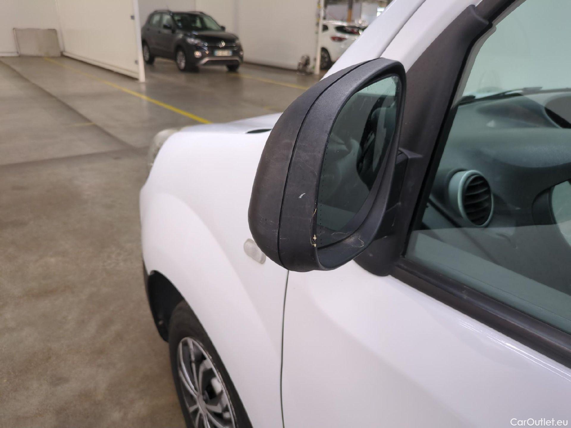  Renault  Kangoo  Express Compact Extra (Série Spéciale) 1.5 dCi 90CV BVM5 E6 #36