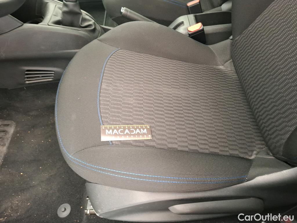  Peugeot  208  Signature 1.2 PureTech 80CV BVM5 E6dT #10