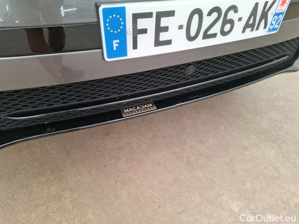  Land Rover  Range Rover LAND ROVER  Velar 5p SUV 2.0 D180 BVA S Standard #33