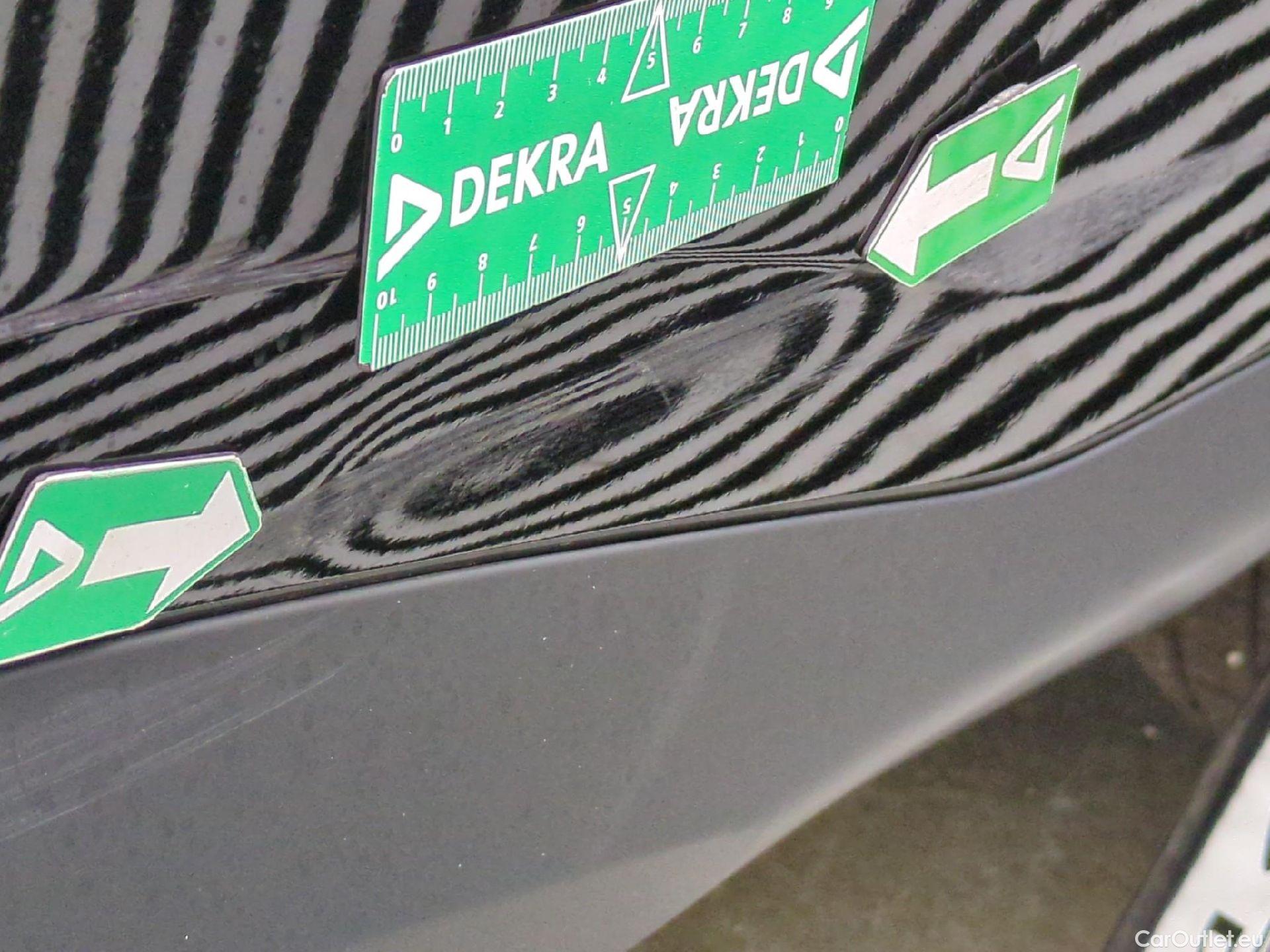  Citroen  C4  X Feel Pack 1.2 PureTech 130CV BVA8 6E / GARANTIE STELLANTIS 10 ANS VOIR PHOTO 2 #12