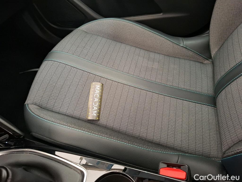  Peugeot  2008   / 2019 / 5P / Crossover PureTech 100 SS ALLURE BUSINESS / GARANTIE STELLANTIS 10 ANS VOIR PHOTO 2 #30