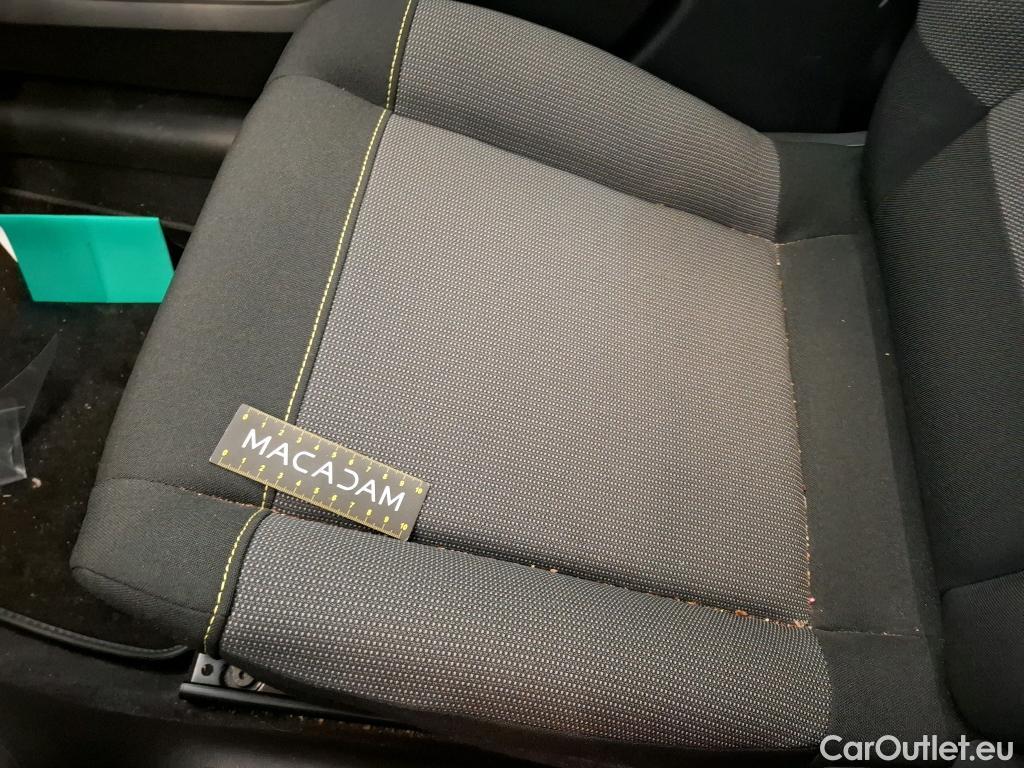  Citroen  C3   Société / 2020 / 5P / Berline / VU PureTech 83 SS BVM Feel Nav / GARANTIE STELLANTIS 10 ANS VOIR PHOTO 2 #3